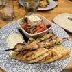 Una foto di Chicken Souvlaki di un ristorante