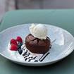 Une photo de Warm French Chocolate Cake d'un restaurant