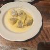 Una foto de cappellacci de un restaurante