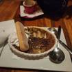 Una foto de Tiramisu Crème Brûlée de un restaurante