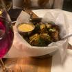 Une photo de Fried Brussel Sprouts d'un restaurant