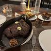 Una foto de Porterhouse de un restaurante