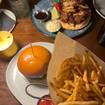 Une photo de Chicken & Waffles d'un restaurant