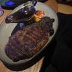 Una foto de 20oz Ribeye de un restaurante