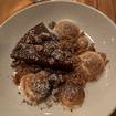 Una foto de Flourless Chocolate Torte de un restaurante