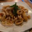 Una foto de Crispy Fried Calamari de un restaurante