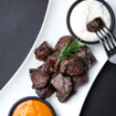 Una foto di Steak Bites di un ristorante