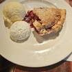 Une photo de Door County Cherry Pie d'un restaurant