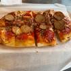 Una foto de Meat Lovers de un restaurante