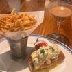Una foto de Lobster Roll de un restaurante