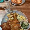 Una foto de Bavarian Schnitzel de un restaurante