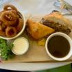 Une photo de Prime Rib Sandwich Dip d'un restaurant