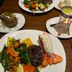 Una foto de Sirloin Oscar de un restaurante