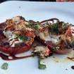 Una foto de Lobster Caprese de un restaurante