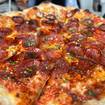 Una foto de Charred Pepperoni de un restaurante