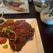 某餐廳的32 oz Dry-Aged Porterhouse​照片