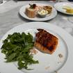 Une photo de Broiled Salmon d'un restaurant