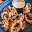 Una foto de FRIED CALAMARI de un restaurante