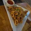 Una foto de Estella Calamari de un restaurante
