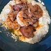 レストランのShrimp & Grits​の写真