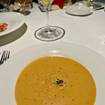 Una foto de Lobster Bisque de un restaurante