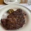 Una foto de Ribeye de un restaurante