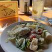 Una foto de Camp Salad de un restaurante