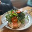 Una foto de Avocado Toast de un restaurante