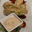 Una foto de Lobster and Shrimp Spring Rolls de un restaurante
