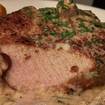 Una foto de Berkshire Pork Chop de un restaurante