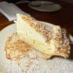Una foto de Coconut Cream Pie de un restaurante
