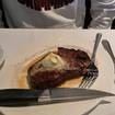 Una foto de New York Strip de un restaurante