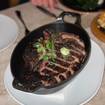 Una foto de Porterhouse de un restaurante