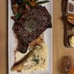 Una foto de Ribeye Steak de un restaurante