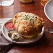 Una foto de Savory Monkey Bread de un restaurante