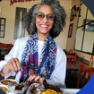 Una foto de Carla Hall