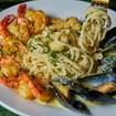 Una foto de Seafood Chandelier Pasta de un restaurante