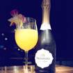 Una foto de Bottomless Mimosas de un restaurante