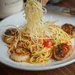 Una foto de Pan Seared Scallops de un restaurante