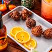 Una foto de Happy Hour At Wylie and Rum! de un restaurante