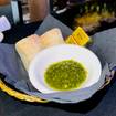 Una foto de Bread with Pesto de un restaurante