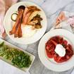 Una foto de Weekend Brunch 11am-3pm de un restaurante