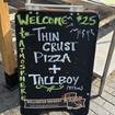 Una foto de Happy Tuesday de un restaurante