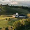 Una foto di JÔNT x RDV Vineyard di un ristorante