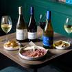 Una foto de Wine Months At South City Wine de un restaurante