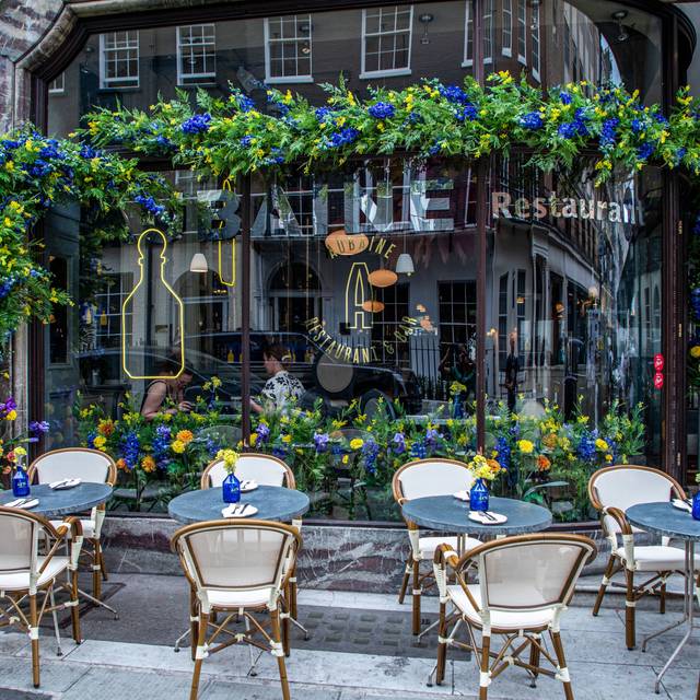 Aubaine Mayfair