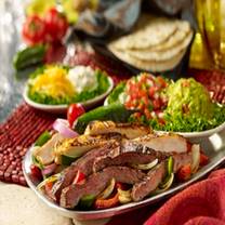 foto del ristorante uncle julio's - brookfield