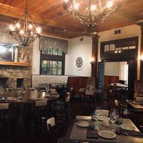 foto van j. michael's prime restaurant