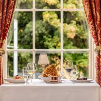 foto del ristorante shanahan's on the green