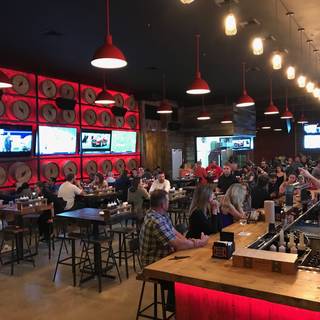 10 Restaurants Near Angel Stadium Of Anaheim Opentable Old Crow Smokehouse Orange